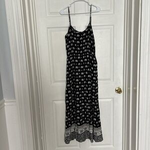 Forever 21 Black and White Elephant Pattern Maxi Dress
